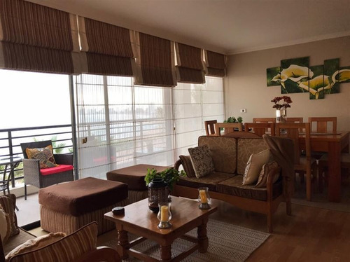 Departamento En Venta De 3 Dorm. En Iquique