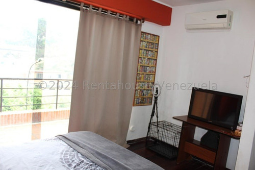 Precioso Y Amplio Tonwhouse En Venta En La Boyera. #25-20083