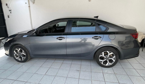 Kia Forte 2.0 Lx Mt