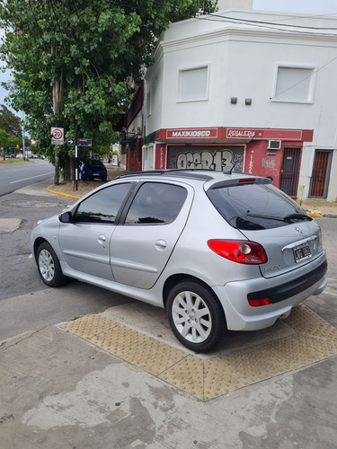 Peugeot 207 1.4 Sedan Hdi Xt