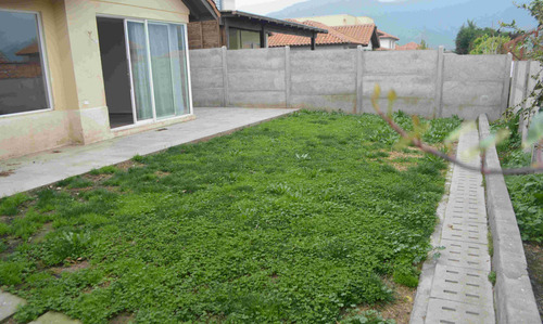 Casa 3d2b Con Patio Y Quincho En Chicureo