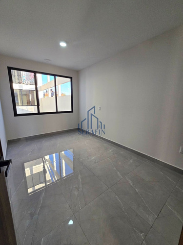 Departamento En Venta A 2 Cuadras De Av. Santa Ursula, Coyoacan