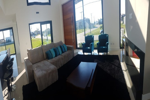 Imagem 19 de 29 de Casa À Venda Em Capão Da Canoa - Ca01059 - 67779879