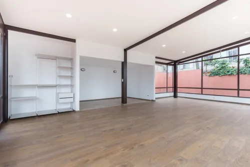 Casa En Venta En Niza Norte. Cod V3805