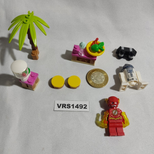 Lego Original Flash, Friends Y R2-d2 Con Mse-6 Vrs 1492 (Usado)