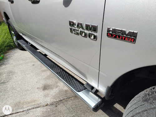 Dodge Ram 1500 Lone Star 4x4 Doble Cabina