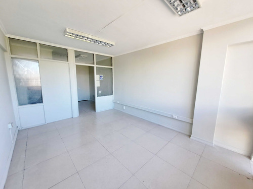 Arriendo Oficina, Barros Arana/anibal Pinto (75505)