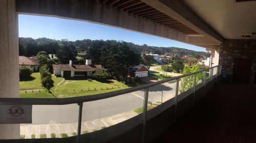 Imagen 23 de 30 de Departamento Alq. Temp. De 2 Dormitorios C/ Cochera En Linea Norte Mar Pinamar