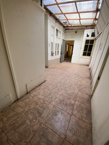 Casona Patrimonial A Un Excelente Precio Y A Pasos Del Metro