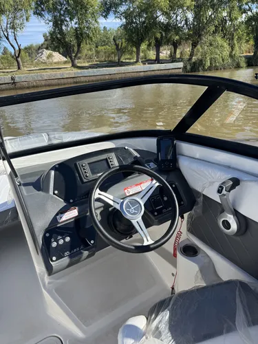 Klase A K210 Evinrude 150 Hp G2