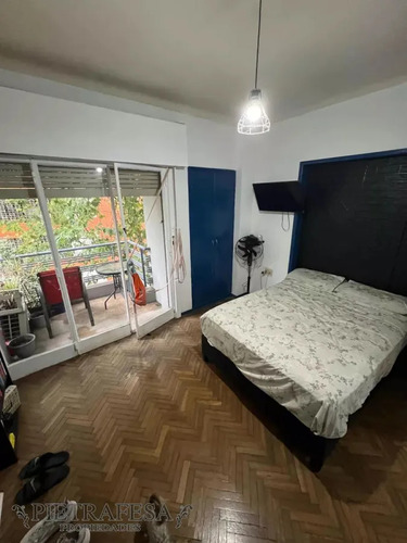 Apto En Venta Con Renta 4 Dormitorios, 2 Baños-centro