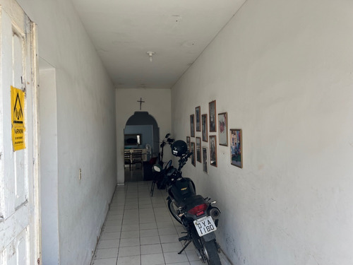 Vendo Casa Localizada No Centro De Elesbão Veloso Ao Lado Do Banco Do Brasil