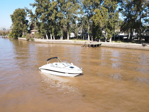 Imagen 16 de 18 de Lancha Canestrari 215 Cuddy-mercruiser 4.3 220hp Bravo3 Dp