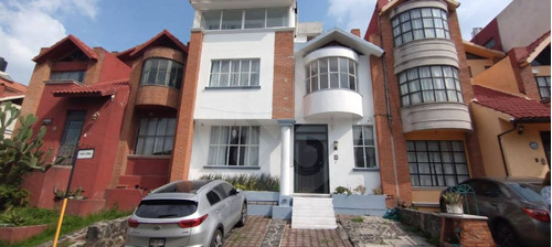 Casa En Venta En Miguel Hidalgo