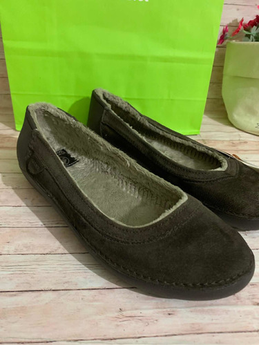 Crocs Modelo Berryessa Espresso 38planas