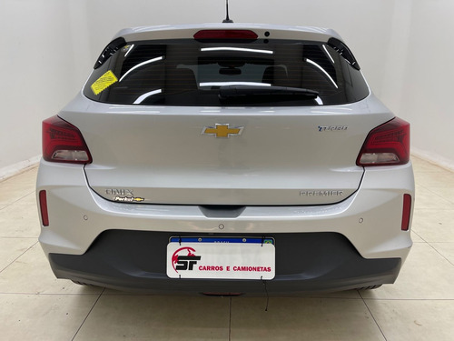 Imagem 5 de 15 de Chevrolet Onix Hatch Prem. 1.0 12v Tb Flex 5p Aut. 2020/...