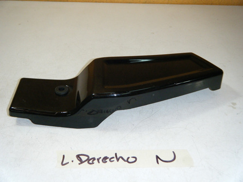 Suzuki Tapa Derecha Boulevard M50 C50 Volusia Vl 800 N 21 (Usado)