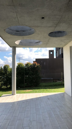 Imagen 8 de 30 de Casa En Venta En San Gabriel, Villanueva, Tigre
