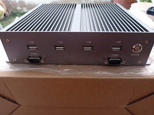 Imagen 2 de 4 de Mini Pc Industrial J1900