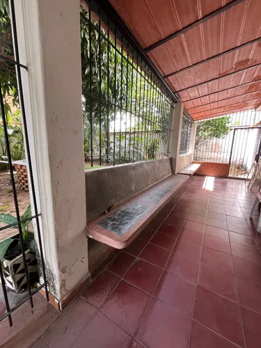 Vende Casa Urb. La Viña