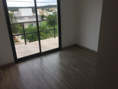 Sobrado Com 3 Dormitórios À Venda, 145 M² Por R$ 550.000 - Condomínio Terras De São Francisco - Sorocaba/sp, Entre Em Contato E Agende Sua Visita. - So0098 - 67640092