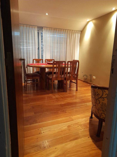 Casa En Venta Olivos - Roche - 6 Ambientes - Pileta - Parrilla - 2 Cocheras