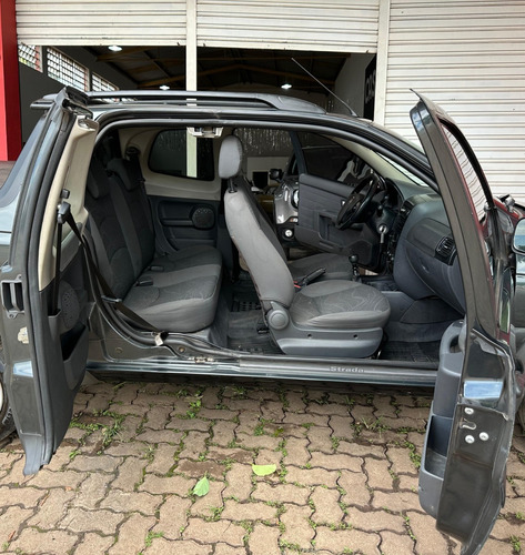 Fiat Strada 1.4 Working Cab. Dupla Flex 3p