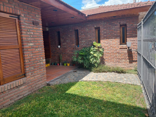 Venta Casa 5 Ambientes Centro De Lujan