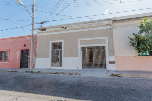 Linda Casa En Venta Merida, Centro Santiago (avc-2304)