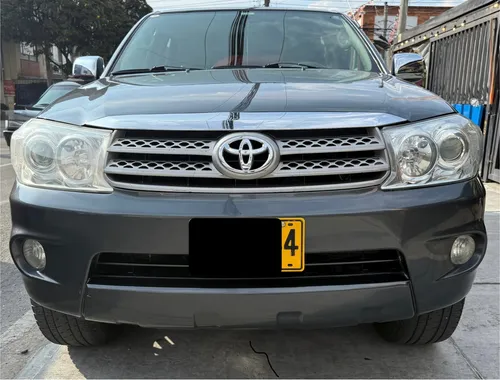 Toyota Fortuner 2.7l 4x2