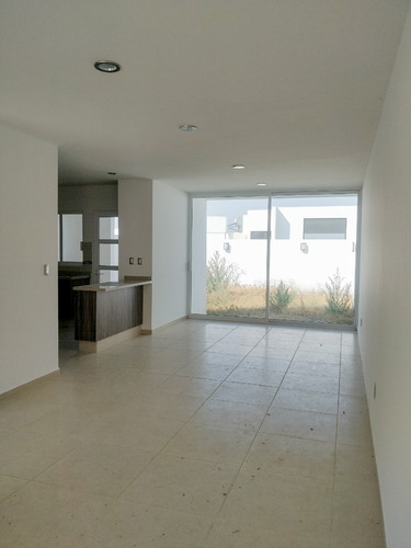 Imagen 3 de 19 de Casa En Venta En Fraccionamiento El Condado, Corregidora Querétaro