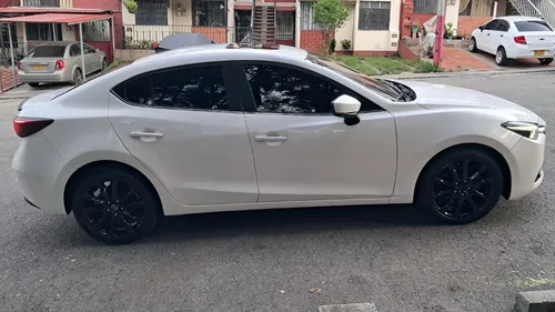 Mazda 3 2.0 Grand Touring Lx At