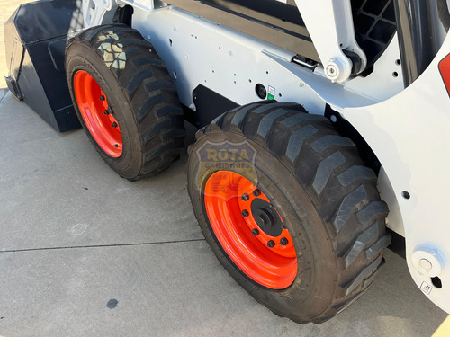 Bobcat S175 Mini Carregadeira Ano 2011 Super Conservada