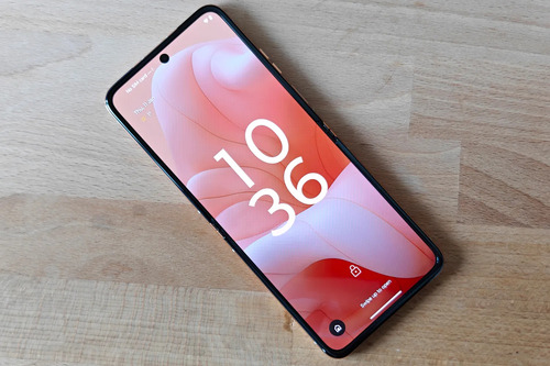 Motorola Razr 40 Ultra Peach Fuzz - Na Garantia (Usado)