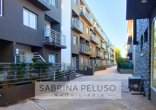 Venta Departamento A Estrenar 2 Ambientes Con Cochera - Complejo Solares De Moreno