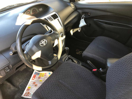Imagen 7 de 15 de Toyota Yaris Yaris