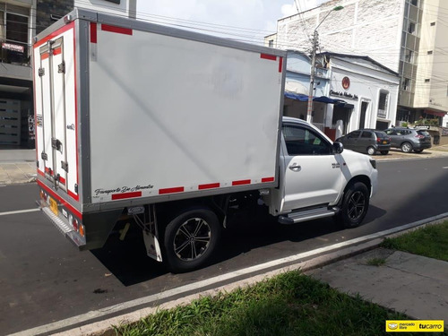 Toyota Hilux .