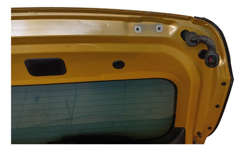 Quinta Puerta Chevrolet Aveo Hactchback 2024 Trasera Amarillo (Usado)