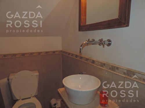 Venta Casa 5 Ambientes Barrio Privado La Deseada.