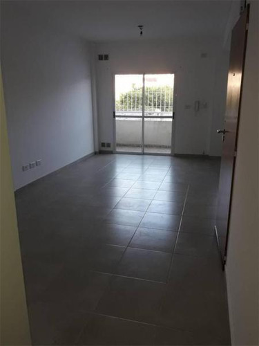 Departamento En Villa Dominico En Alquiler