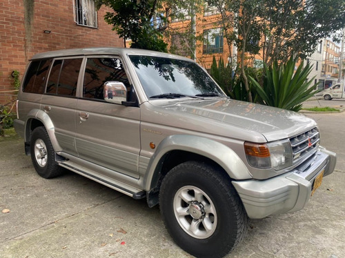 Imagen 14 de 16 de Mitsubishi Montero Wagon V6 3000 Fe 7 Puestos