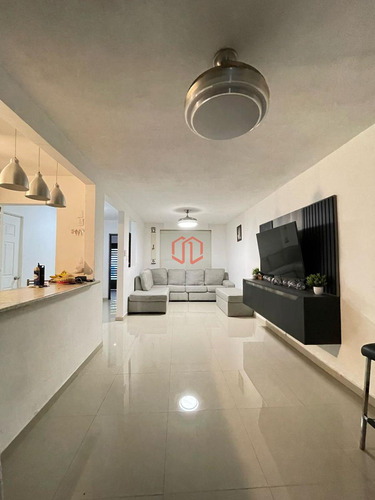 Casa En Venta En Mirador La Silla 3 Niveles, Terraza Y Cochera Techada A 3 Cuadras Estadio Bbva