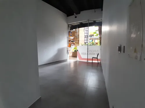 Local En Venta En Unicentro Cali. Cod V11633