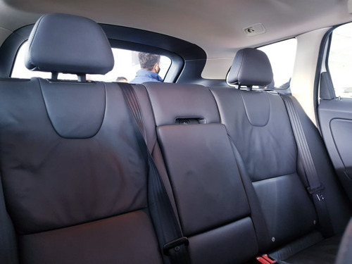 Volvo Xc60 Xc60 2.0 T5 Dynamic 2013 C/ Teto Solar