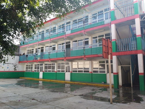 Imagen 4 de 5 de Excelente Terreno Con Construcciòn