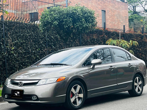 Honda Civic 1.8 Ex 4 p