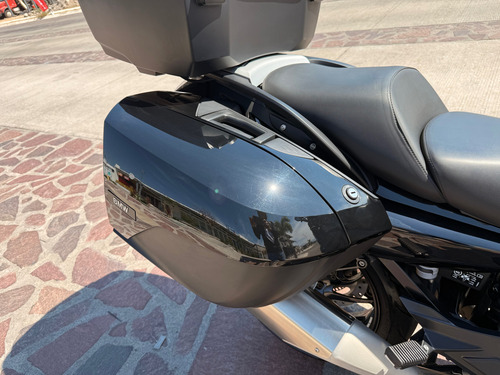 K1600 Gt Con Top Case Seminueva 2023
