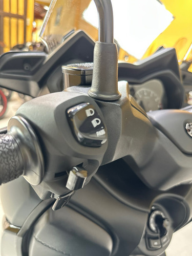 Yamaha Xmax Ano 2024 Com 5.000km Impecavel, Aceito Troca