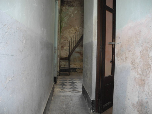 Imagen 3 de 15 de Venta De Casa Con 6 Dormitorios En Ciudad Vieja