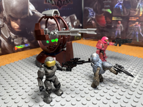 Megabloks Mega Construx Halo Covenant Vs Spartans (20) (Usado)